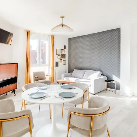 Retro Chic - Centre-ville - Premium Apartment